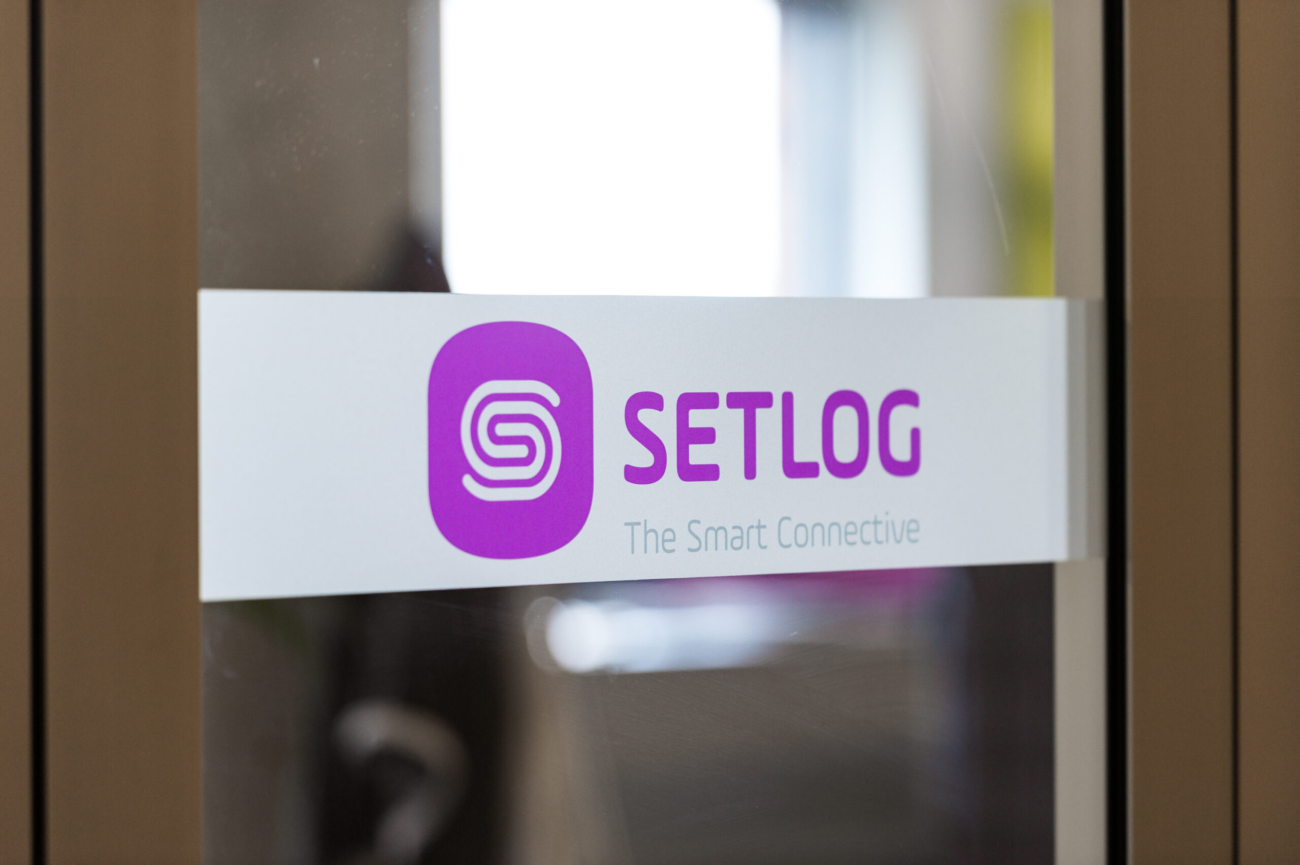 Contact the company for supply chain management Setlog